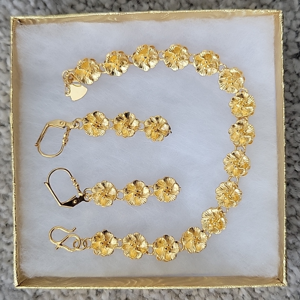 Gold Flower Bracelet and Earrings